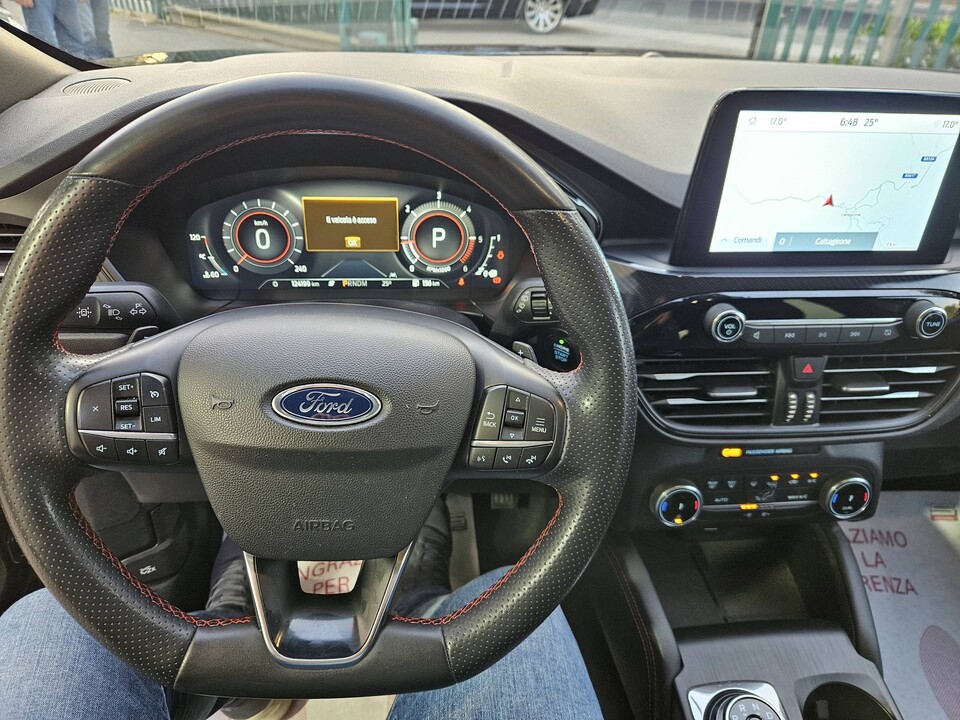 Ford Kuga ST - LINE Diesel