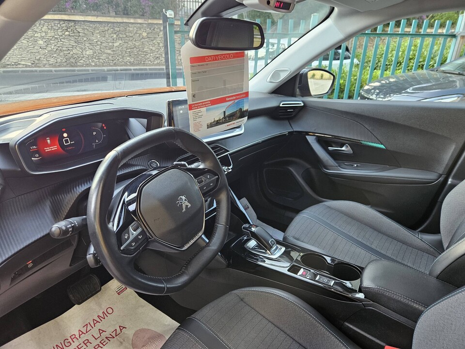 Peugeot 2008 ALLURE PACK Diesel