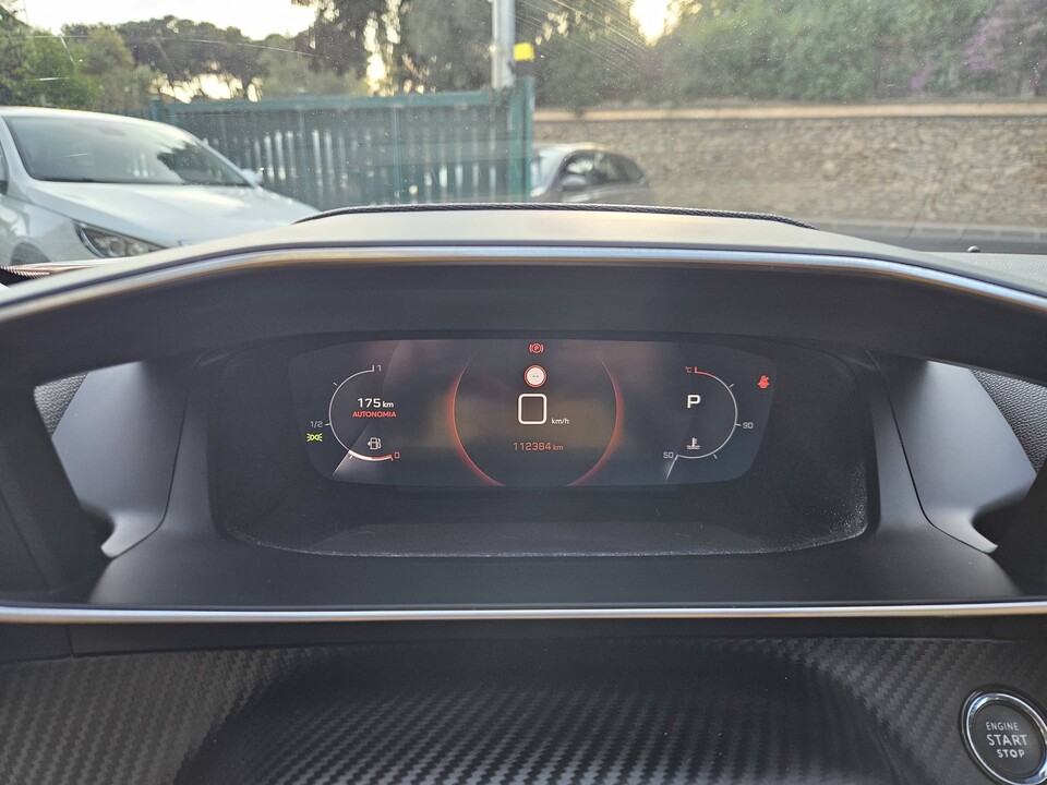 Peugeot 2008 ALLURE PACK Diesel