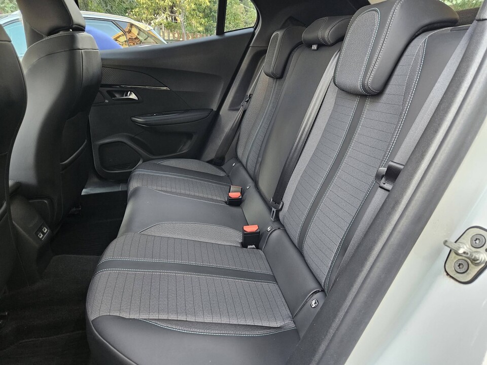 Peugeot 2008 ALLURE PACK Diesel