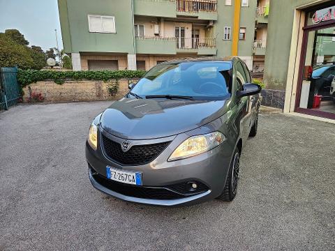 Lancia Y GOLD Benzina