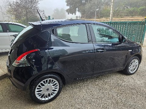 Lancia Ypsilon GOLD Elettrica / Benzina