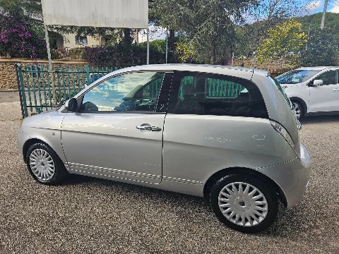 Lancia Ypsilon Benzina