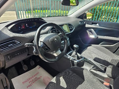 Peugeot 308 BUSINESS 130cv s&s Diesel
