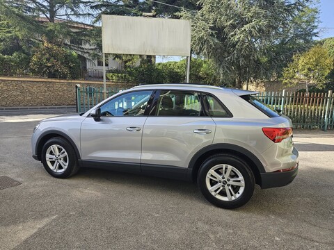 Audi Q3 DI quattro S tronic Business Sport Diesel
