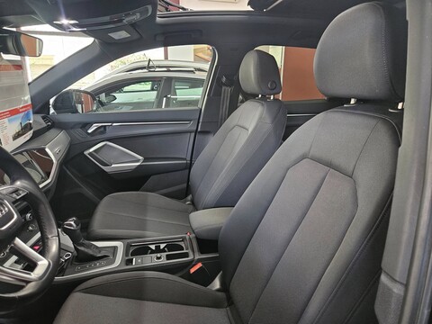 Audi Q3 S- LINE Diesel