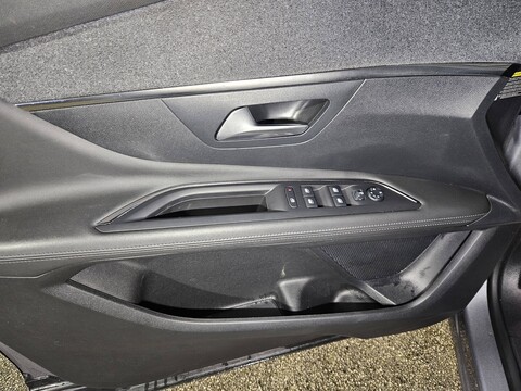 Peugeot 3008 allure sport Diesel