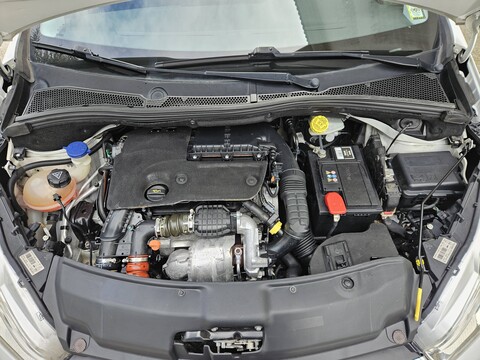 Peugeot 208 bluhdi Diesel