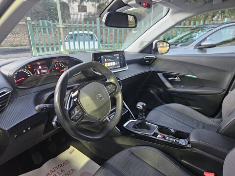 Peugeot 2008 ALLURE Diesel