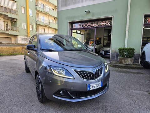 Lancia Ypsilon GOLD Elettrica / Benzina