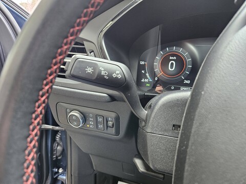 Ford Kuga ST - LINE Diesel