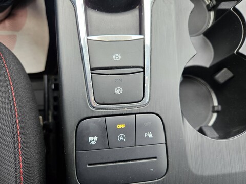 Ford Kuga ST - LINE Diesel