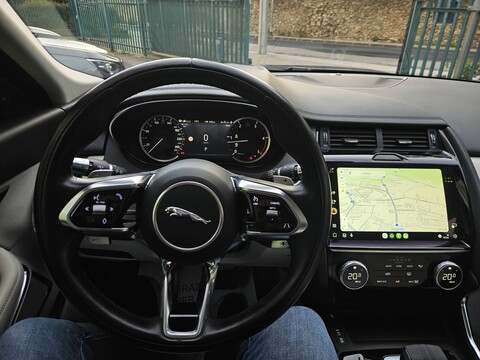 Jaguar E-Pace SE R-DYNAMIC Ibrida