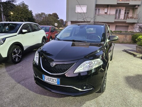 Lancia Ypsilon GOLD Diesel