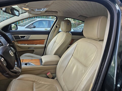 Jaguar XF LUXURY Diesel
