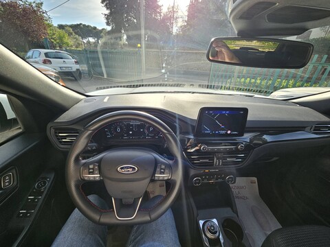 Ford Kuga ST - LINE Diesel