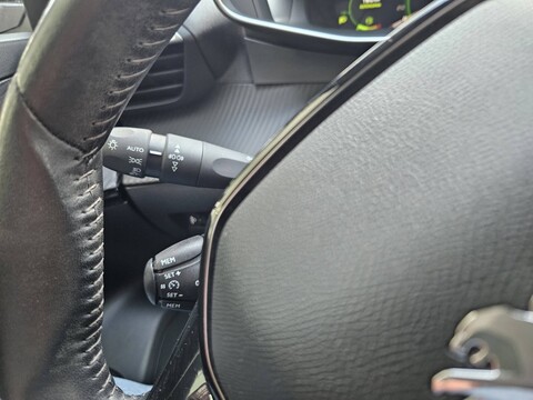 Peugeot 2008 ALLURE PACK Diesel