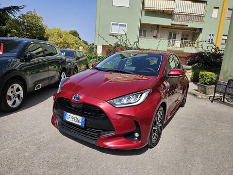 Toyota Yaris TREND Ibrida