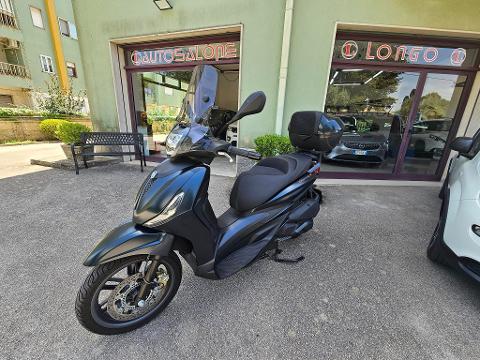 Piaggio Beverly Deep Black BEVERLY 300 S