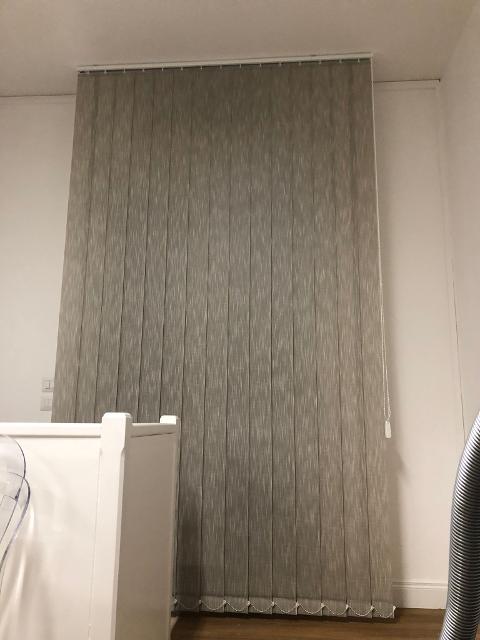 Riparazione tende alla veneziana e verticali