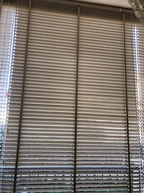 Riparazione tende alla veneziana e verticali