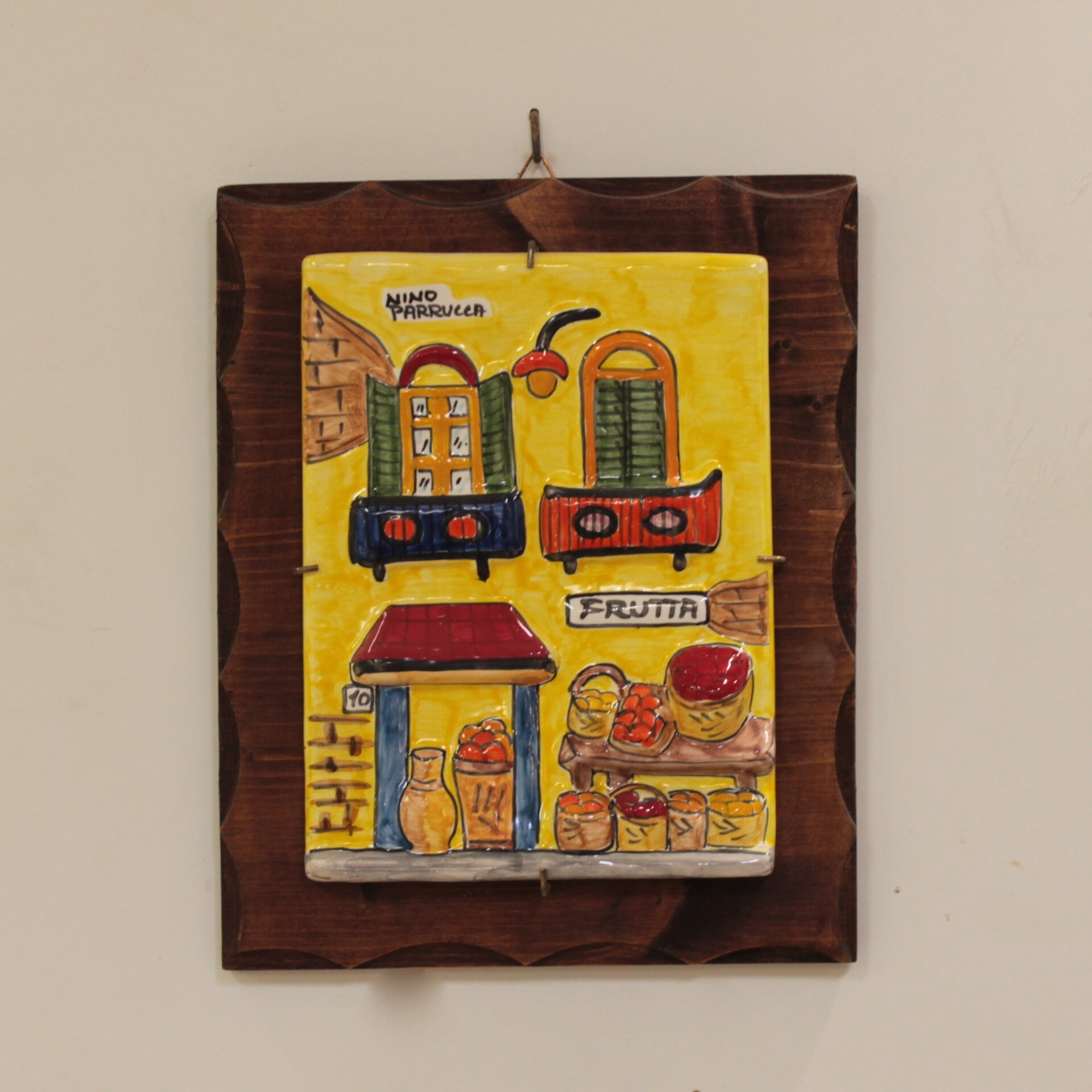 Targhe Mestiere a rilievo in ceramica e legno - Art.80/a Nino Parrucca