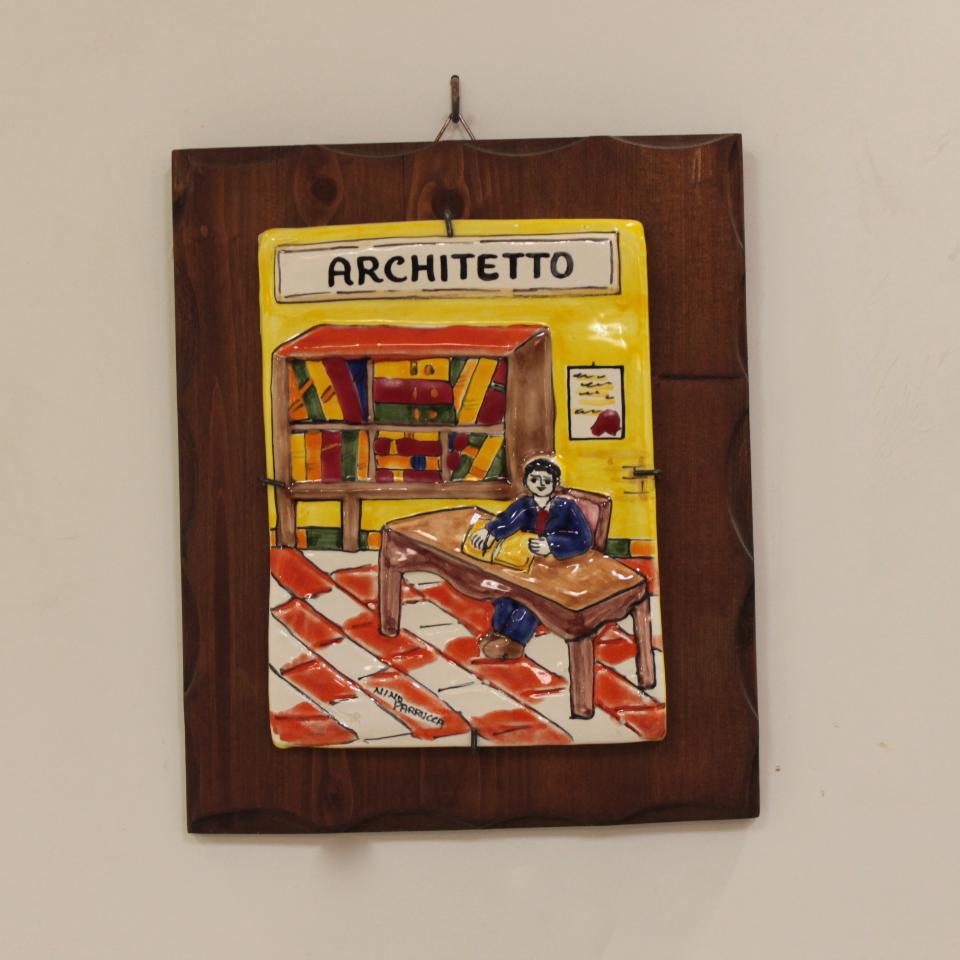 Targhe Mestiere a rilievo in ceramica e legno - Art.80/a Nino Parrucca