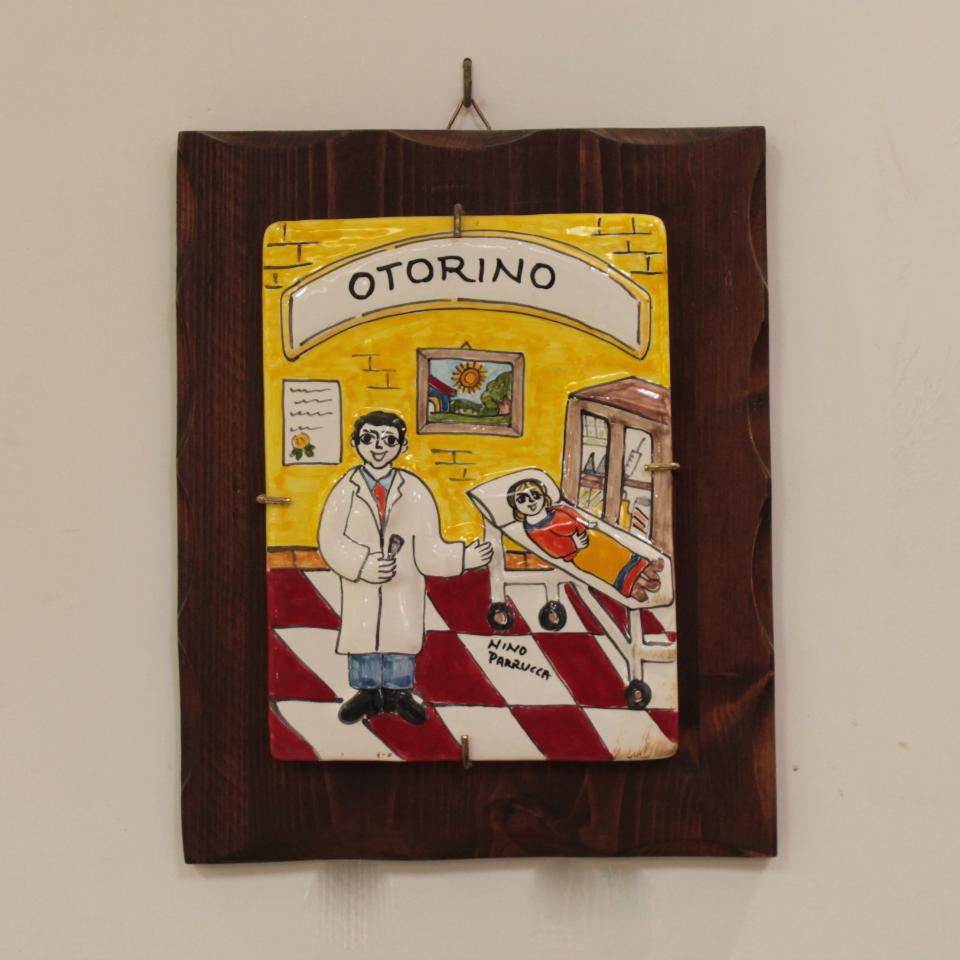 Targhe Mestiere a rilievo in ceramica e legno - Art.80/a Nino Parrucca