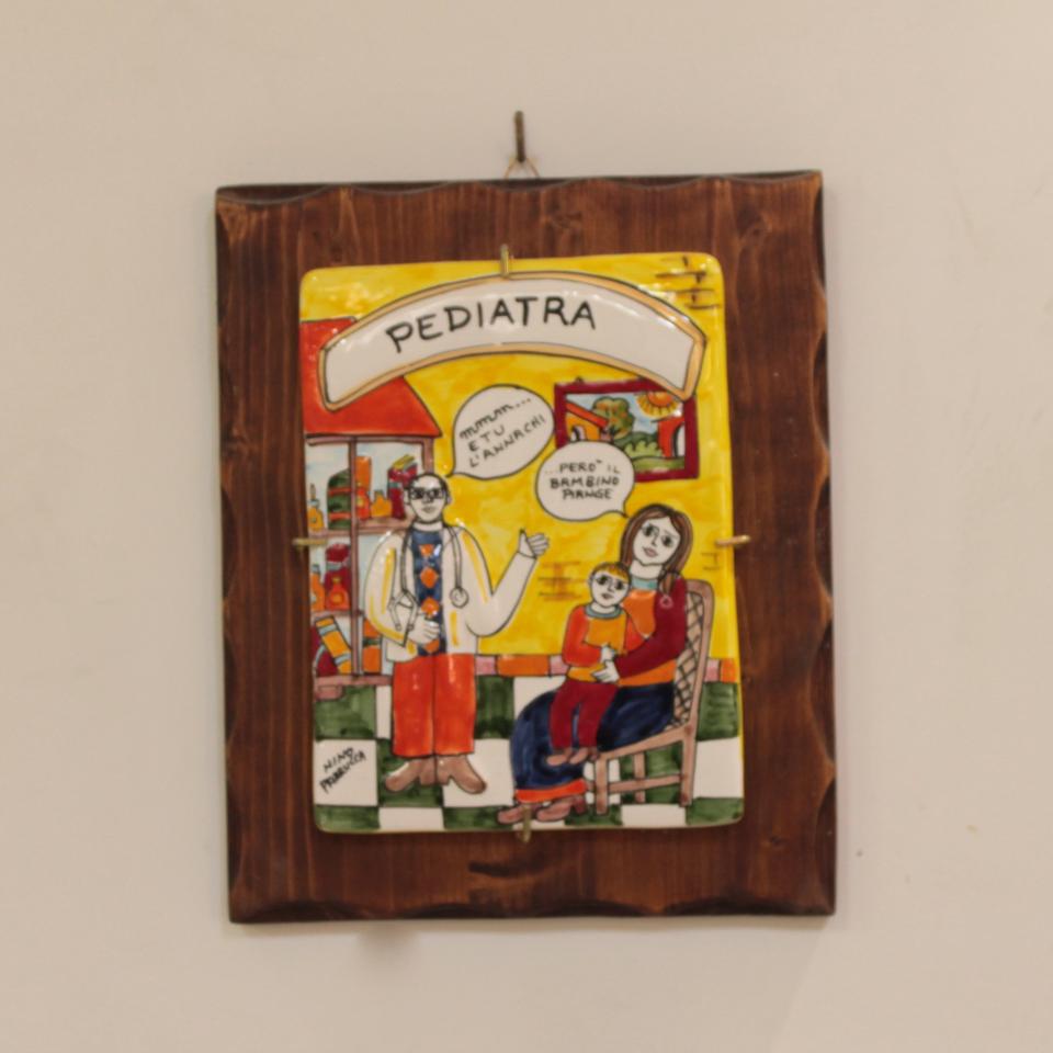 Targhe Mestiere a rilievo in ceramica e legno - Art.80/a Nino Parrucca