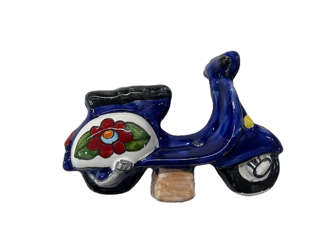 Vespa Piaggio in ceramica Nino Parrucca