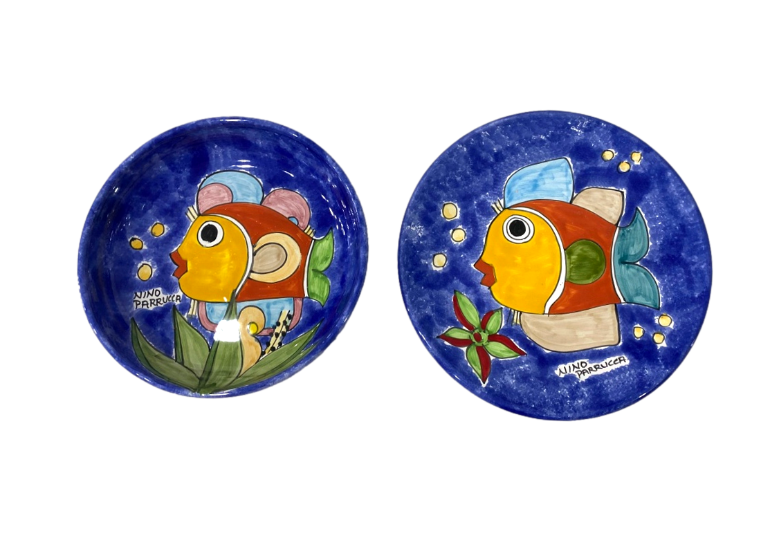 Set Posto Tavola 146B + 147 Pesci su fondo blue smalto Nino Parrucca