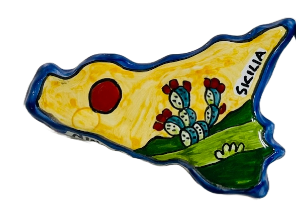 Piastrella a forma di Sicilia cm.13x8,5x1,5 Nino Parrucca
