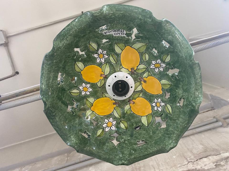 Lampadario con ciotola in ceramica e catena - diverse  misure Nino Parrucca