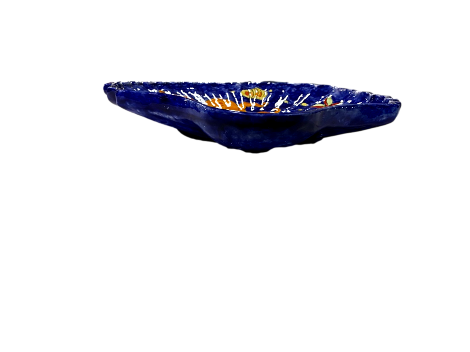 Piatto a forma di Conchiglia  CM.36X34 Nino Parrucca