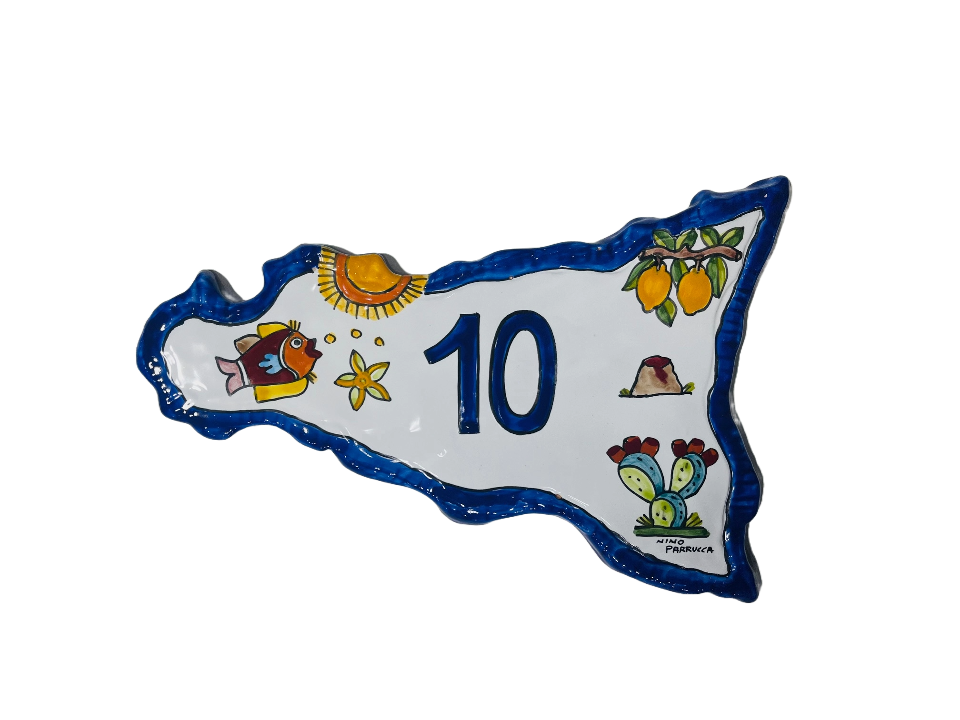 Piastrella a forma di Sicilia per numeri civici Nino Parrucca