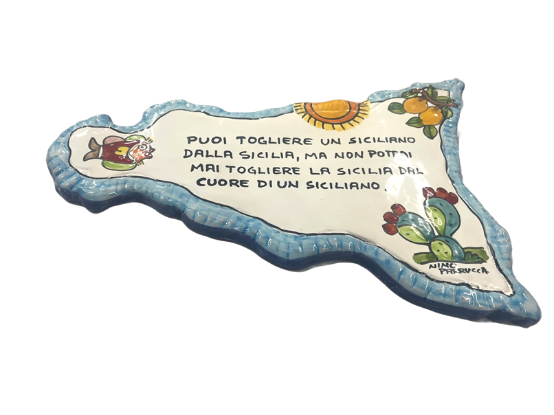 Piastrella a forma di Sicilia - Nostalgia di Casa Nino Parrucca