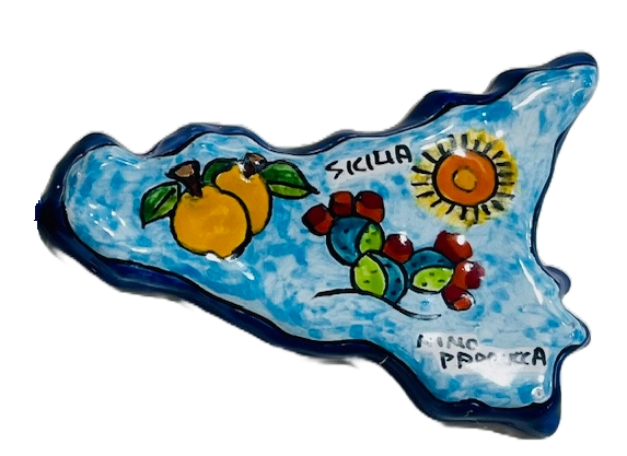 Piastrella a forma di Sicilia cm.18x8,5x1,5 Nino Parrucca