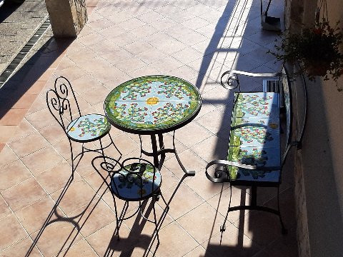 Panchina 3 Posti con braccioli - Fichi d'India Nino Parrucca in ferro e ceramica