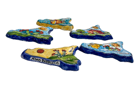 Piastrella a forma di Sicilia cm.13x8,5x1,5 Nino Parrucca