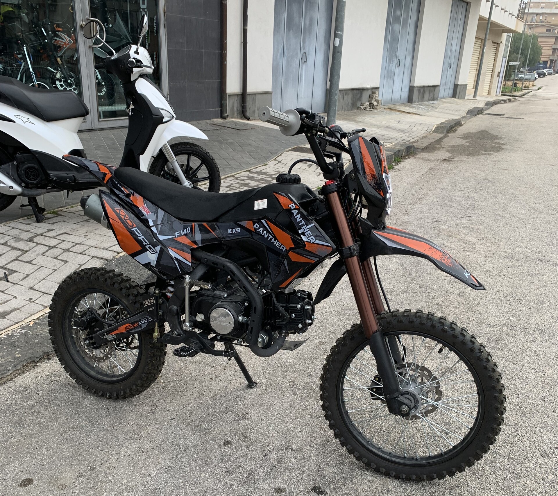 Lem Motor lx4 140