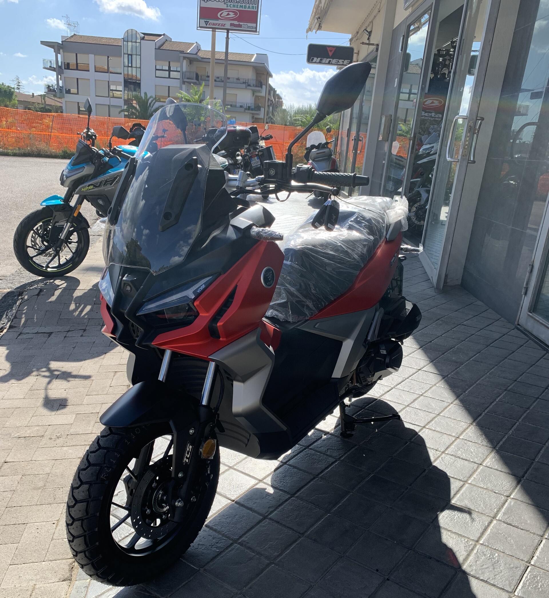 Zontes 125 D Voge Sfida SR1 125 adv