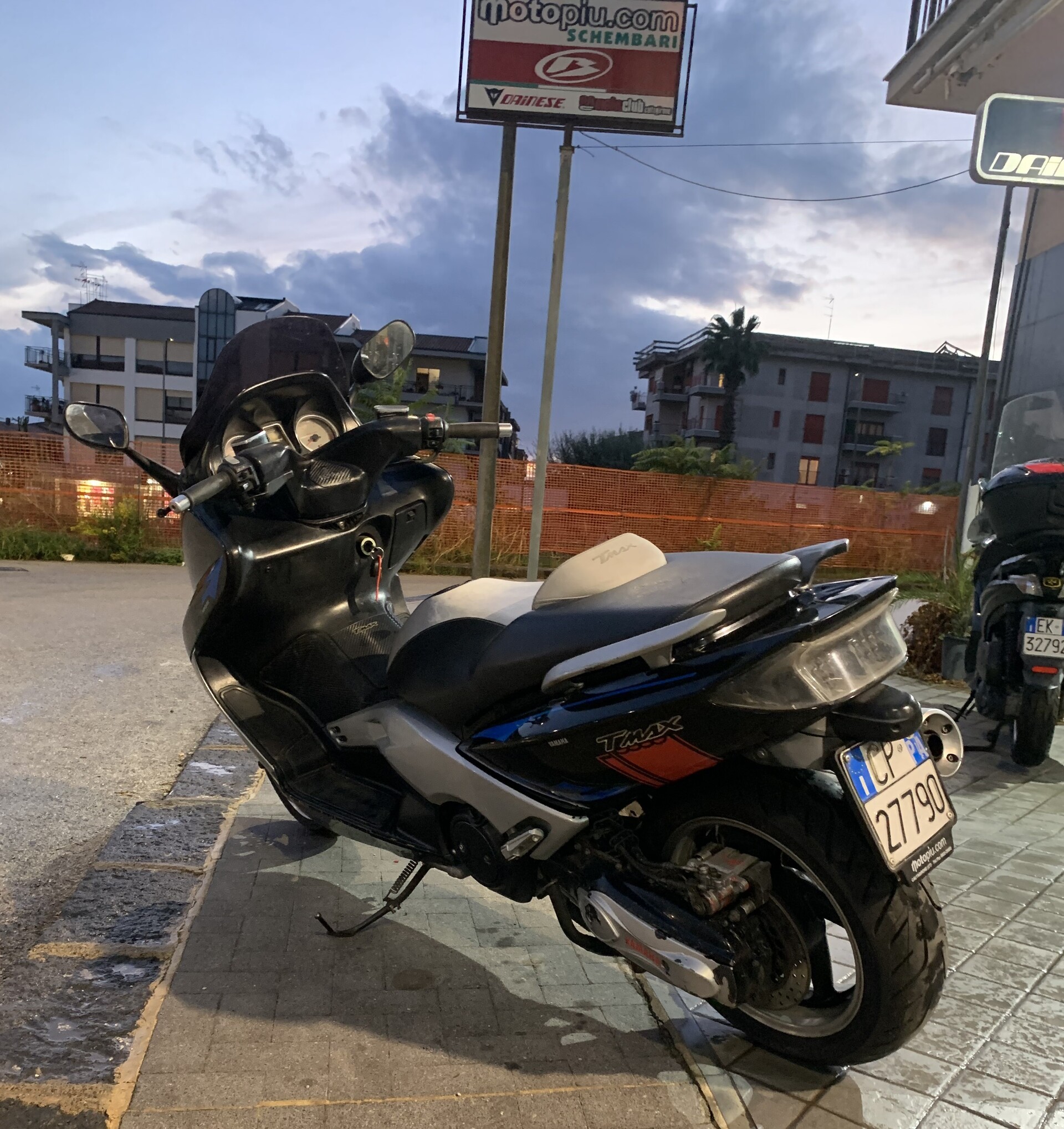 Yamaha tmax / abs