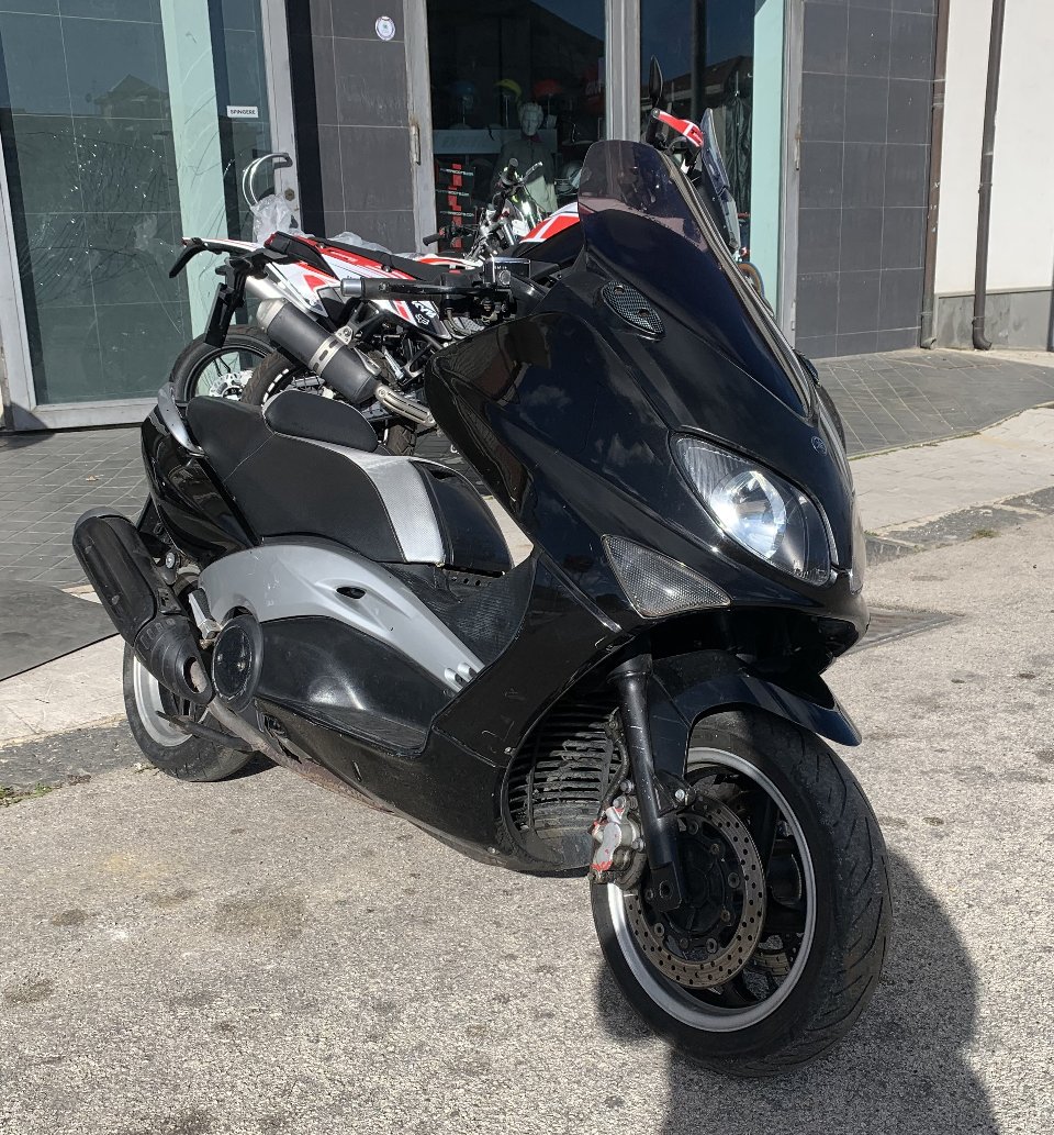 Yamaha tmax / abs