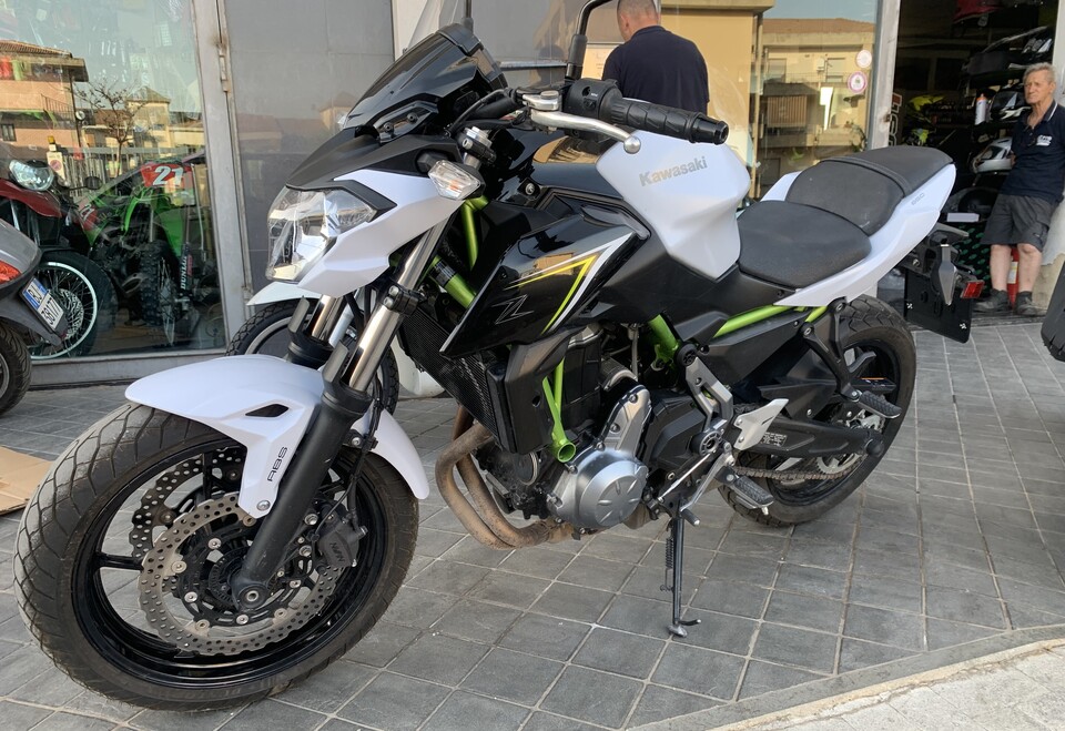 Kawasaki z750