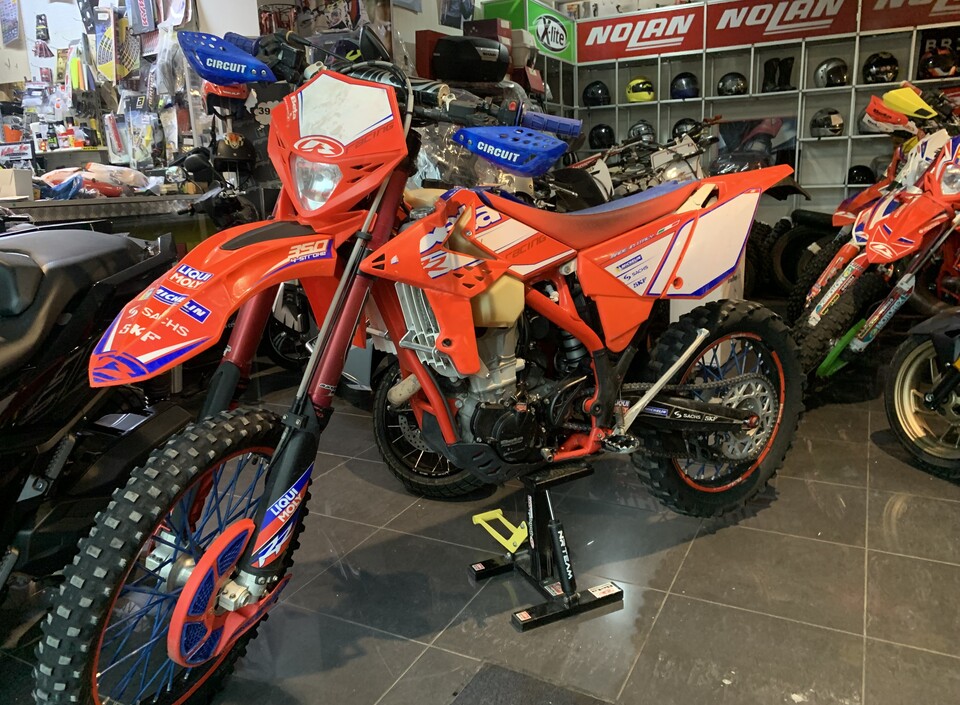 Beta rr enduro racing