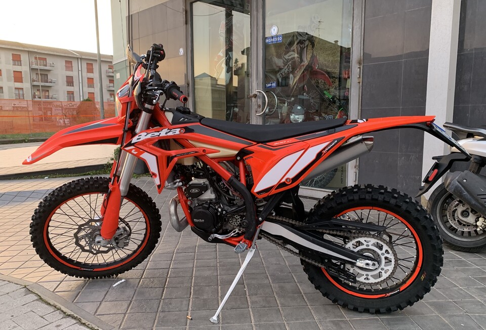 Beta rr enduro ae 300