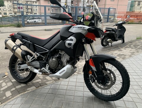 Aprilia Tuareg 660