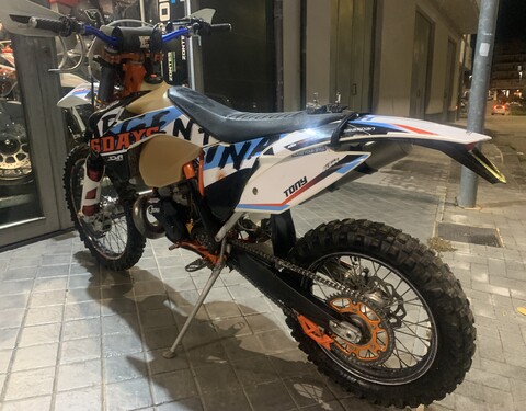 KTM exc six days