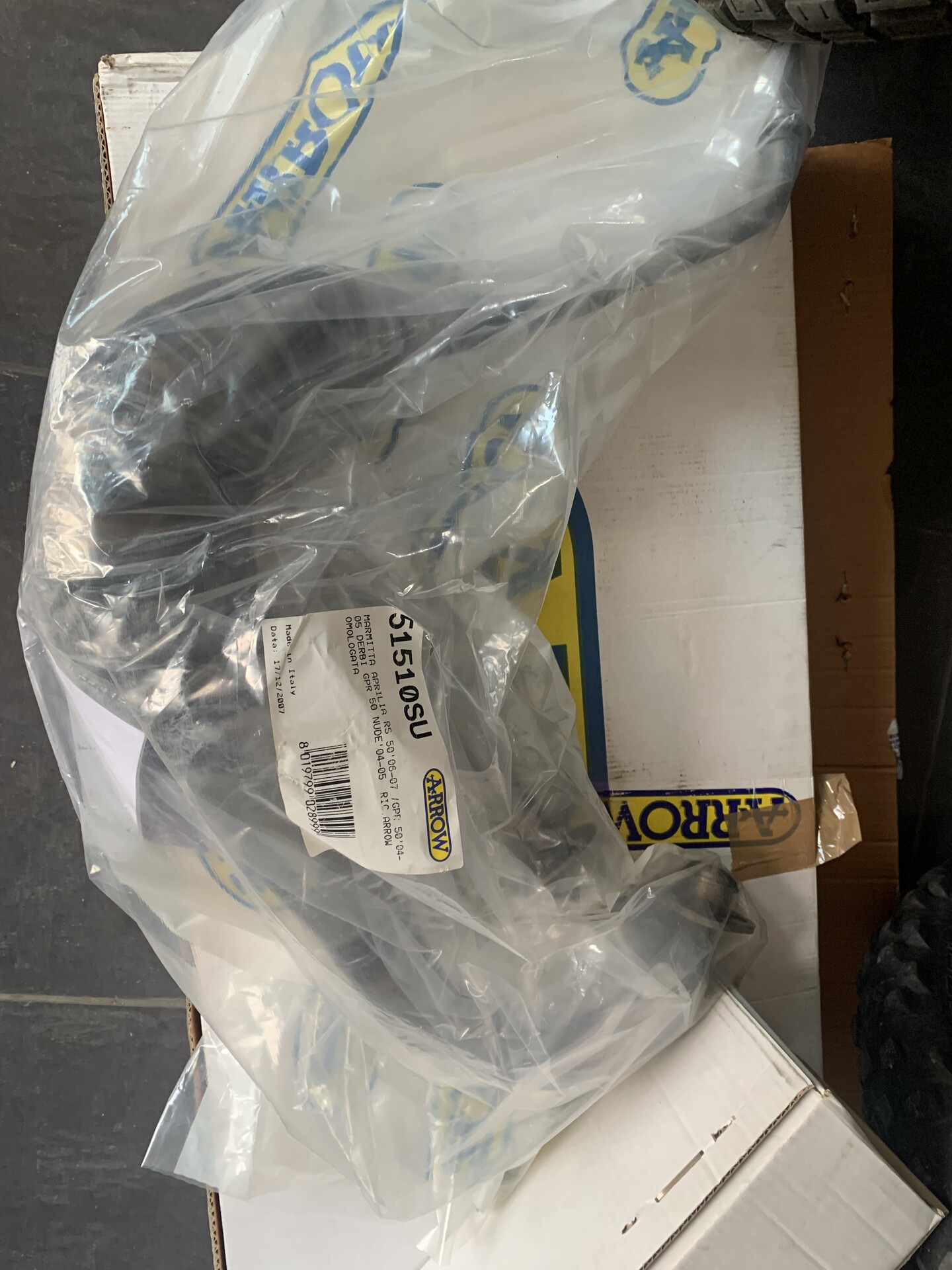 Scarico Completo Arrow Aprilia Derbi 50 Stradale/Naked ARROW af1 50 monta solo sul 50