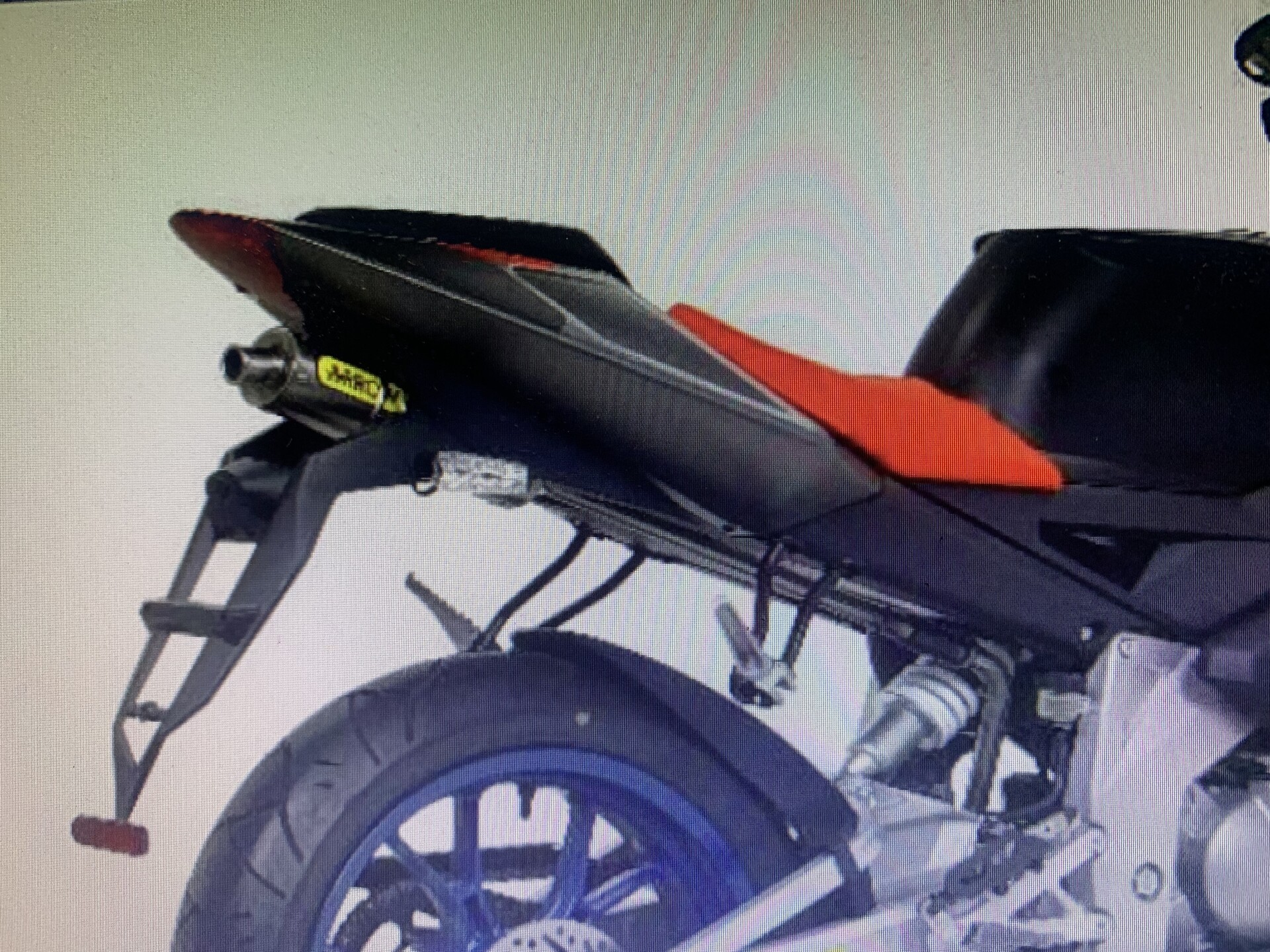 Scarico Completo Arrow Aprilia Derbi 50 Stradale/Naked ARROW af1 50 monta solo sul 50